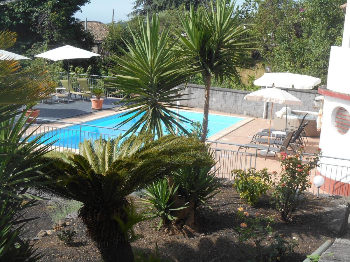 Al Villino Sunshine In Villa Con Piscina Ed Idromassaggio Sant'Alfio Luaran gambar